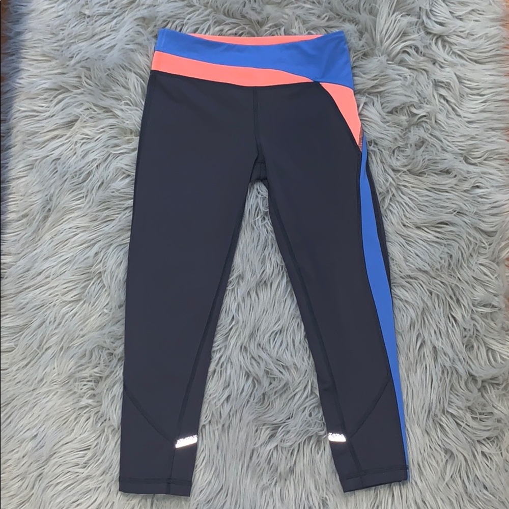 IVIVVA CROP CHARCOAL PANTS! GIRL’S SIZE 10